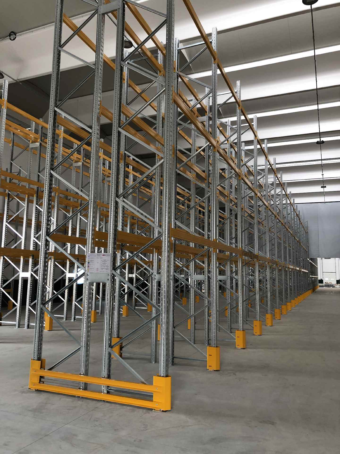Scaffalatura Standard — Linea M / Strongblock 2