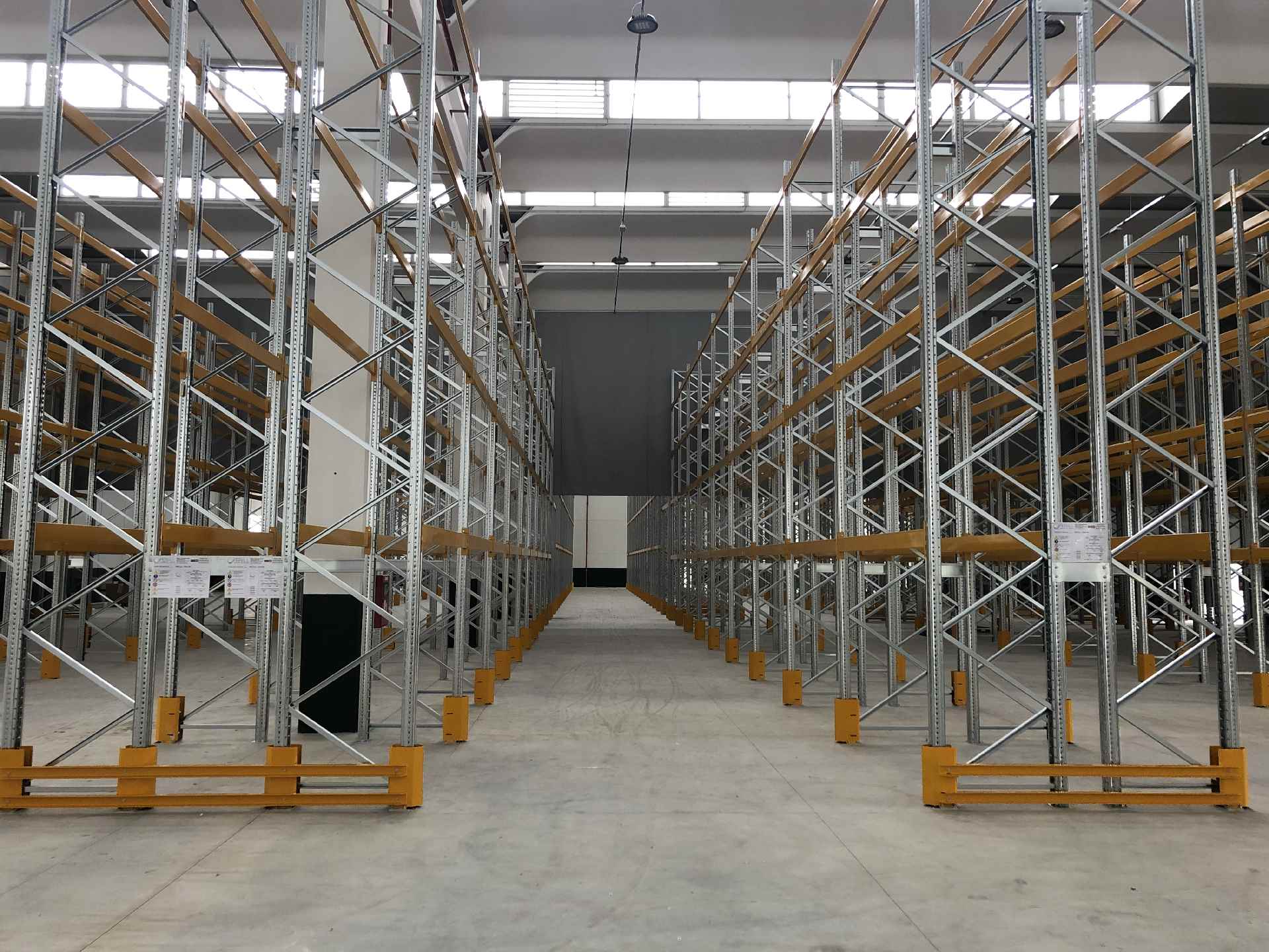 M7 — Scaffalatura Medio-Pesante 4